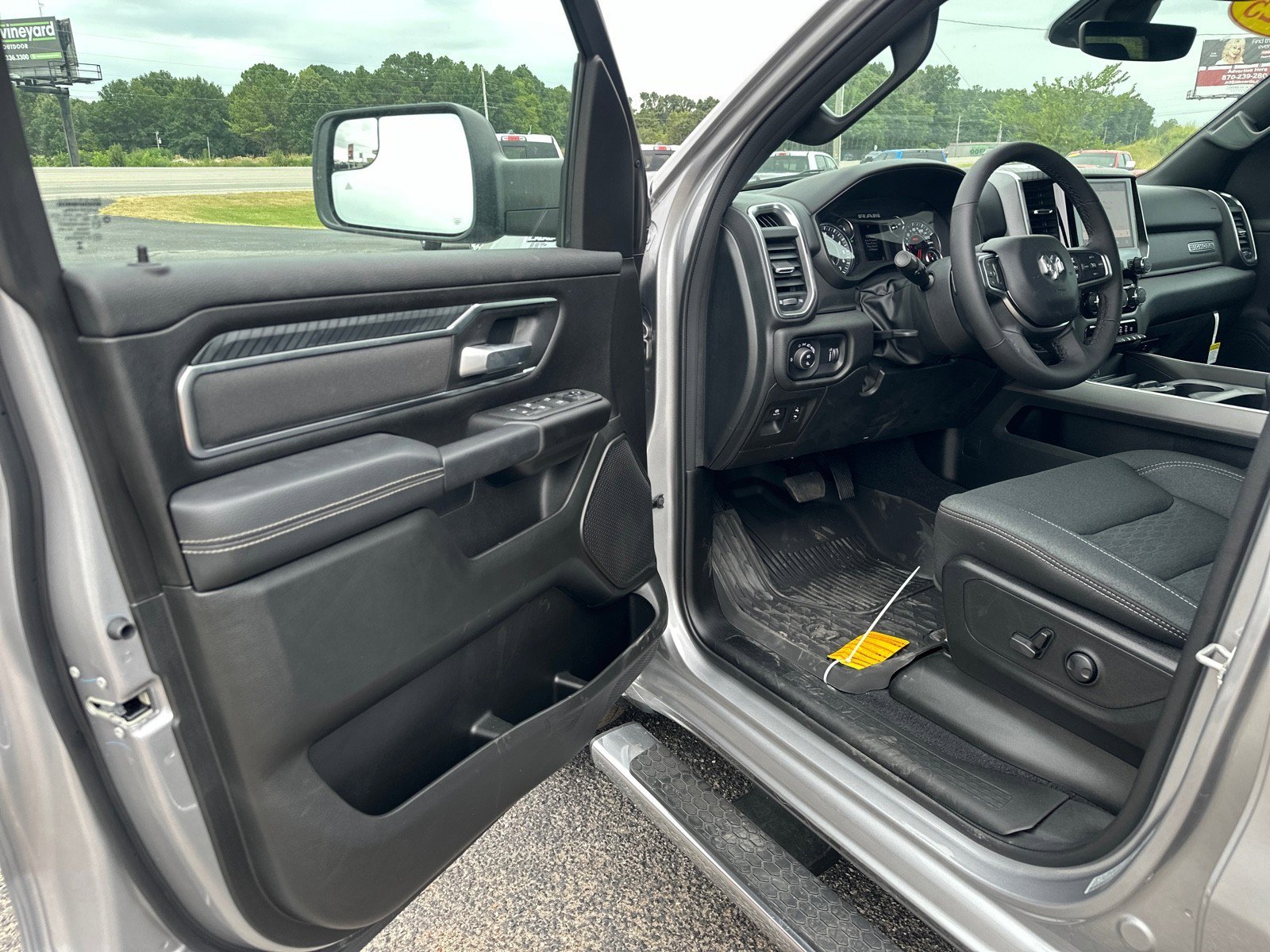 New 2025 RAM 1500 Big Horn image 11