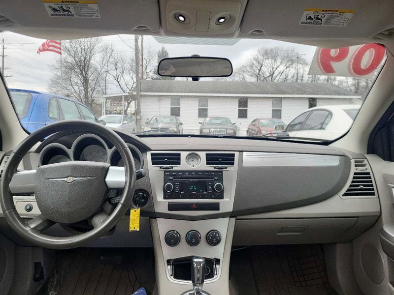 Used 2009 Chrysler Sebring Touring image 9