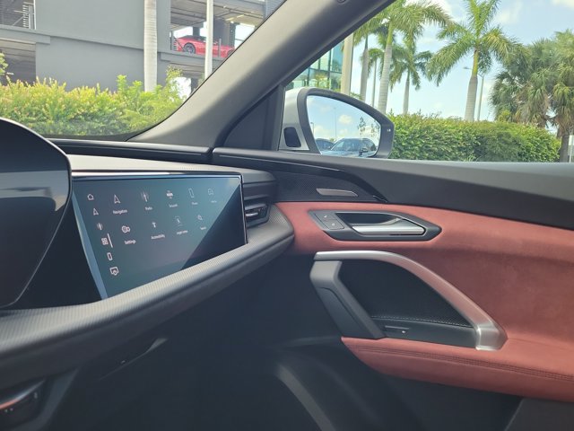 Certified 2025 Audi SQ5 Prestige AWD/4WD image 27