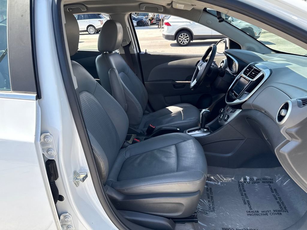 Used 2017 Chevrolet Sonic Premier image 33