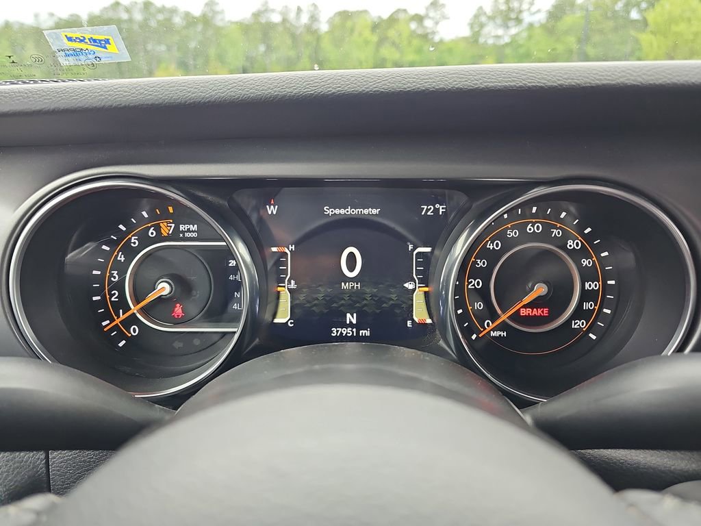 Used 2021 Jeep Wrangler Sport AWD/4WD image 25