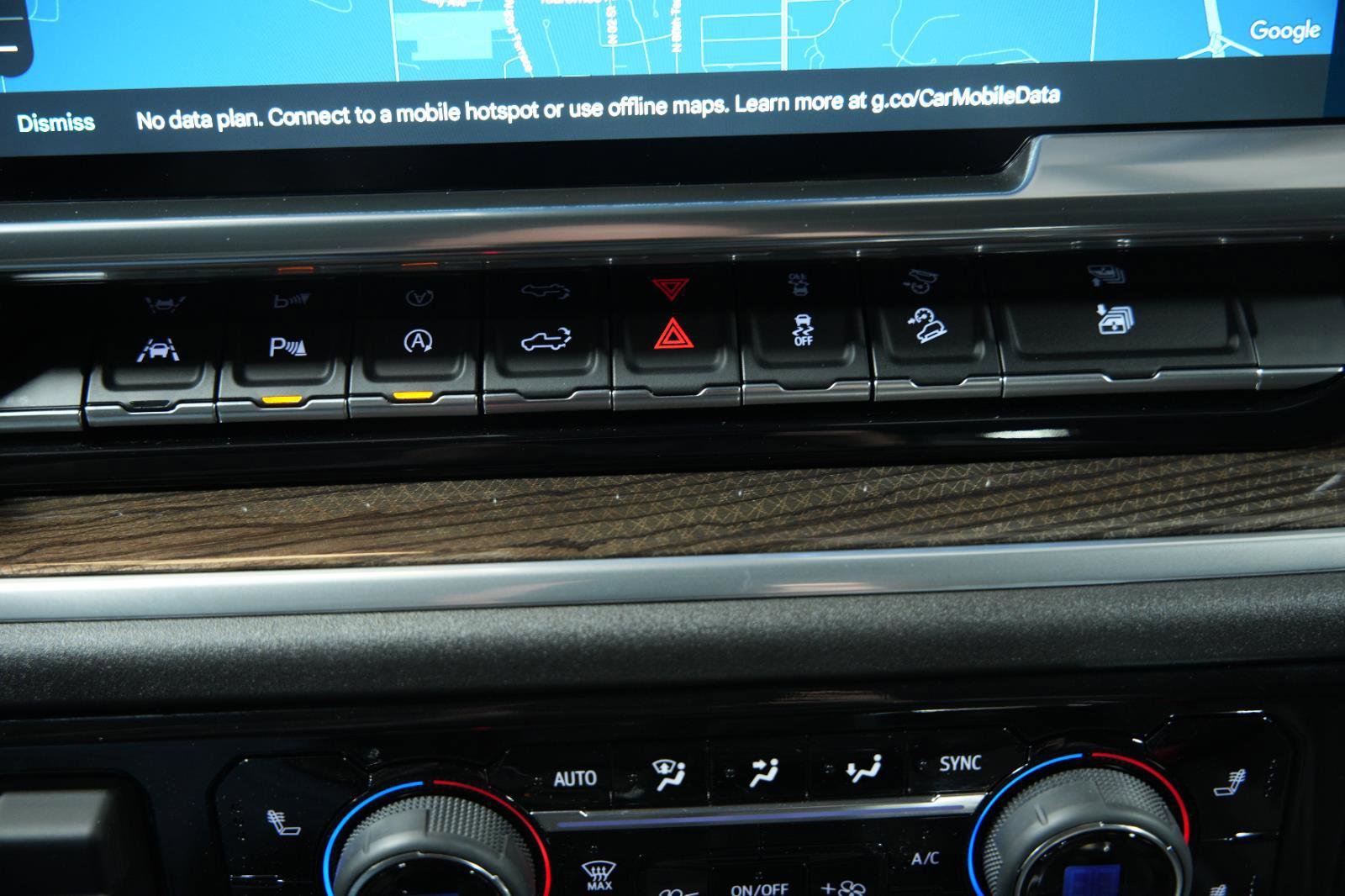 Used 2025 Chevrolet Silverado 1500 LT image 34