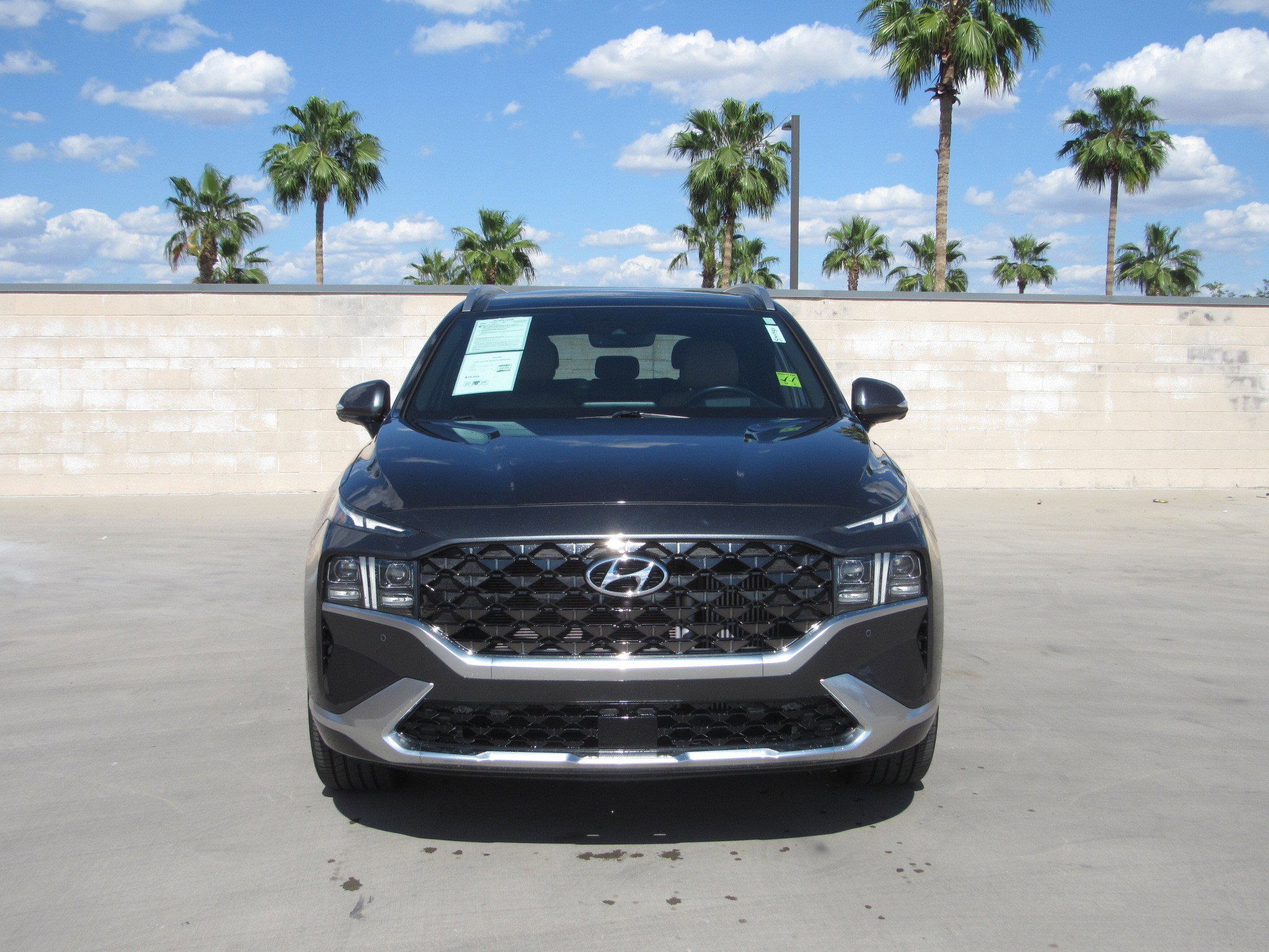 Used 2022 Hyundai Santa Fe Calligraphy image 3