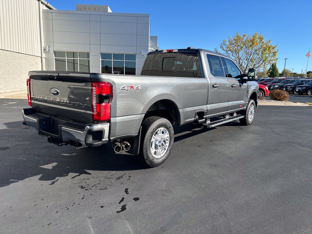 New 2026 Ford F250 XLT w/ XLT Premium Package AWD/4WD image 6