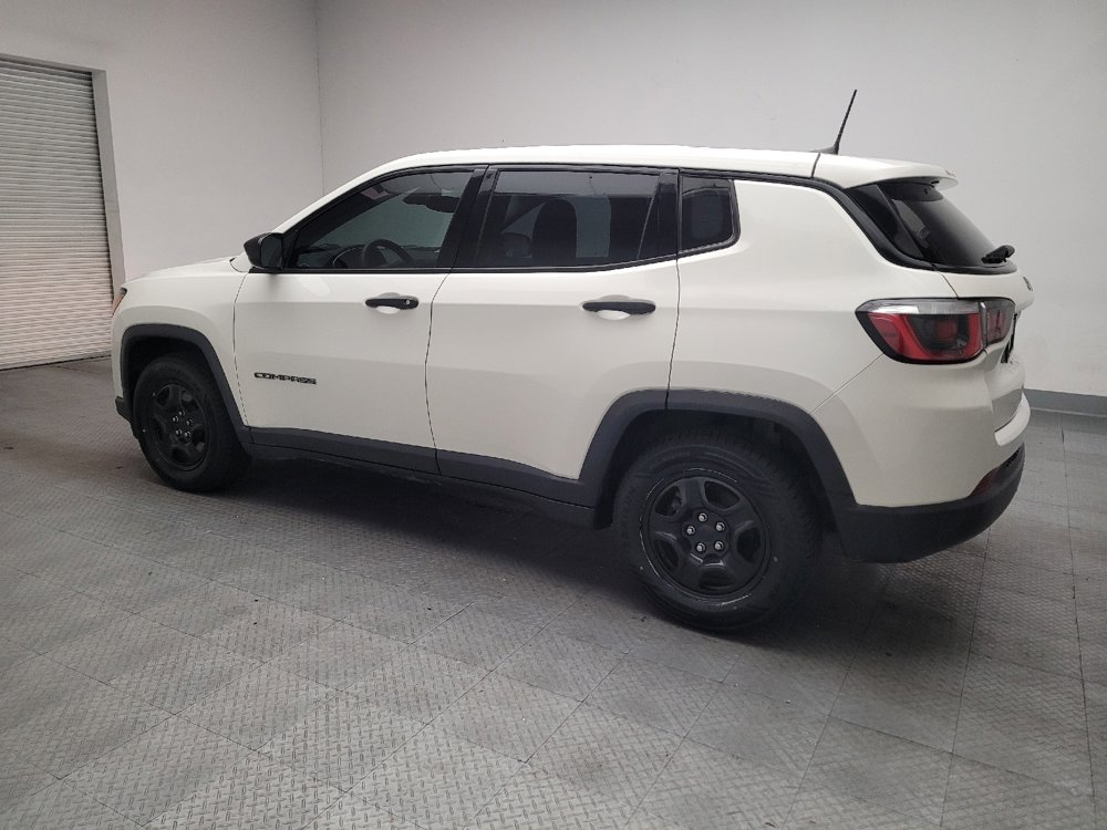 Used 2020 Jeep Compass Sport image 3