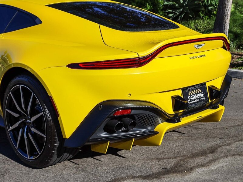 Used 2020 Aston Martin V8 Vantage Coupe RWD image 13
