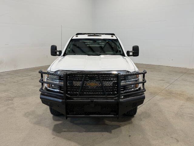 Used 2015 Chevrolet Silverado 3500 W/T w/ WT Convenience Package AWD/4WD image 4