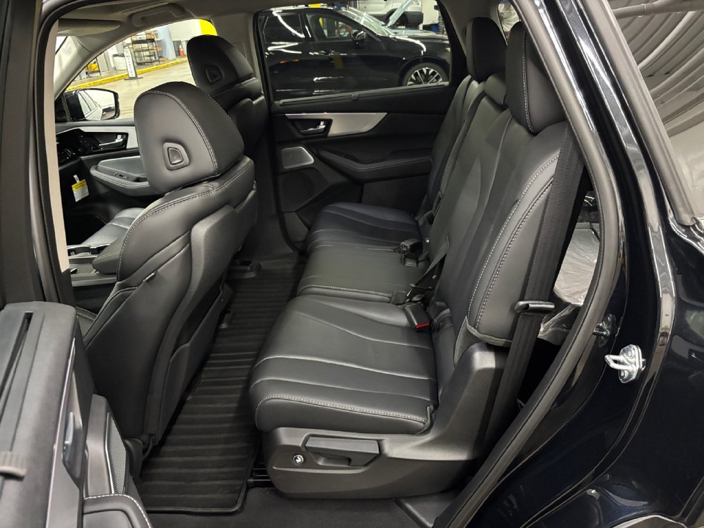 Certified 2026 Acura MDX w/ Technology Package AWD/4WD image 14