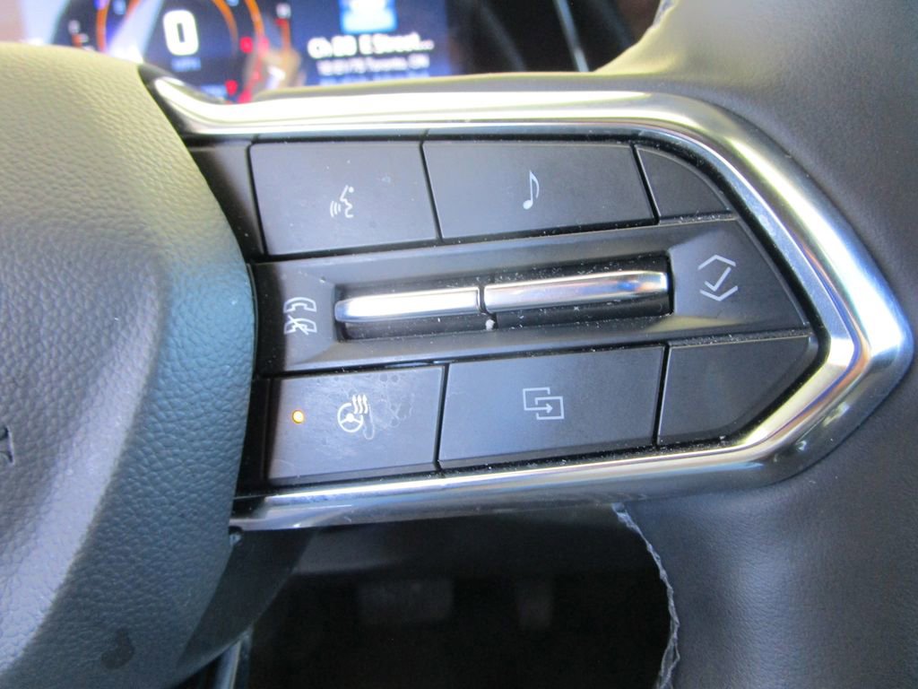 Used 2025 Chevrolet Equinox LT image 28