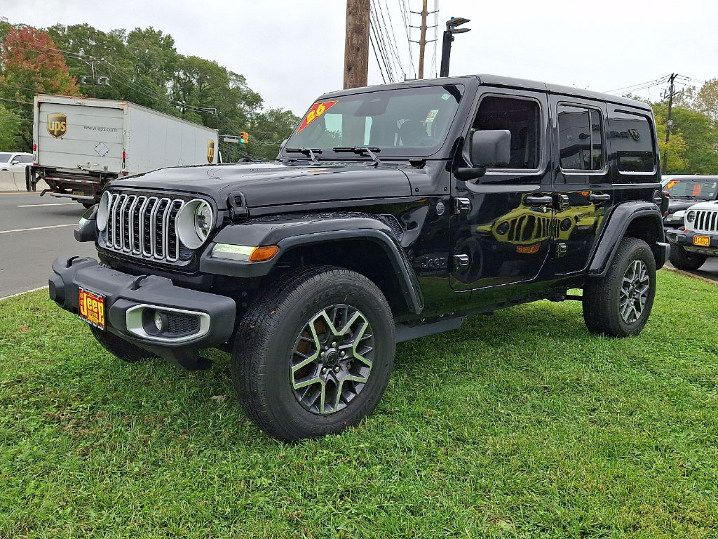 Certified 2026 Jeep Wrangler Unlimited Sahara AWD/4WD image 3