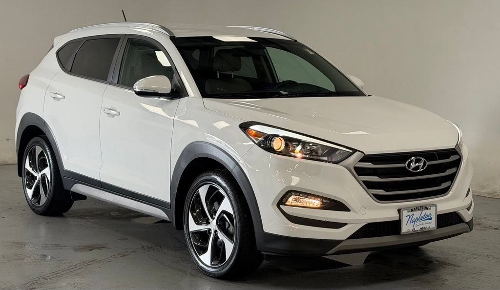 Used 2017 Hyundai Tucson Sport w/ Cargo Package AWD/4WD image 6