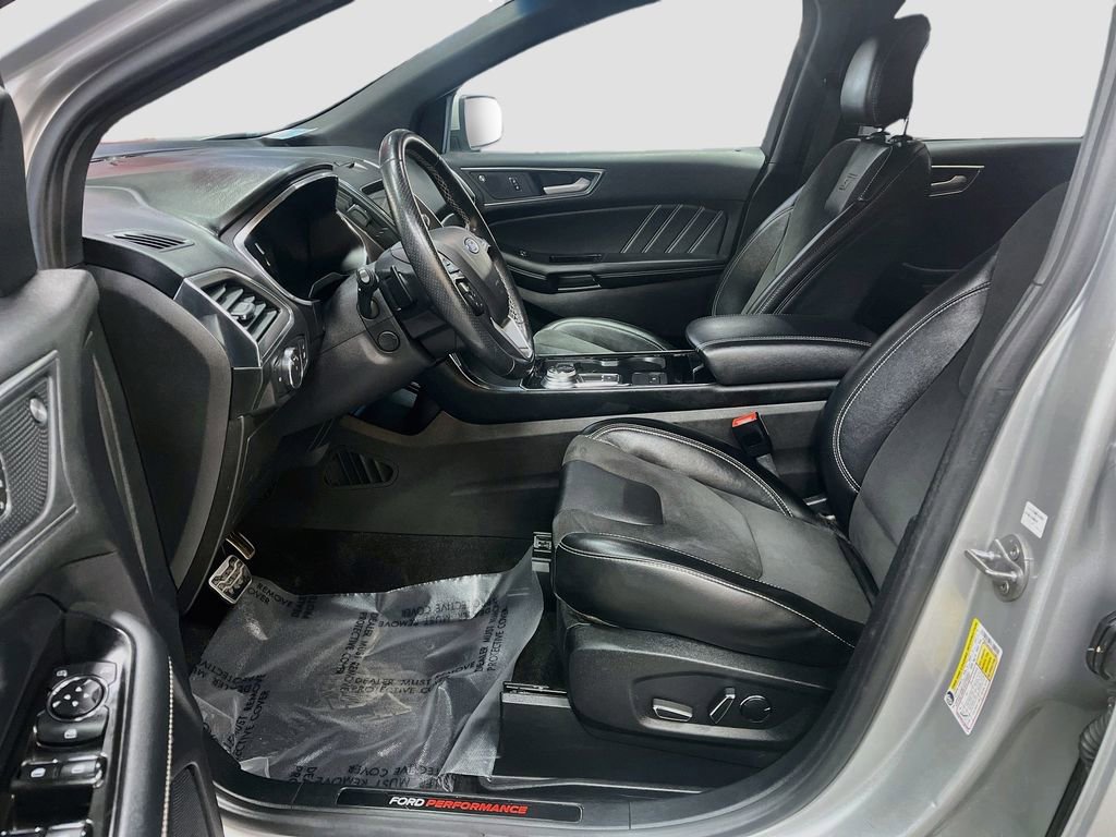 Used 2019 Ford Edge ST w/ Cold Weather Package AWD/4WD image 21