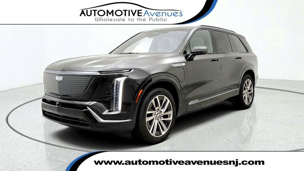 Used 2026 Cadillac Vistiq Sport