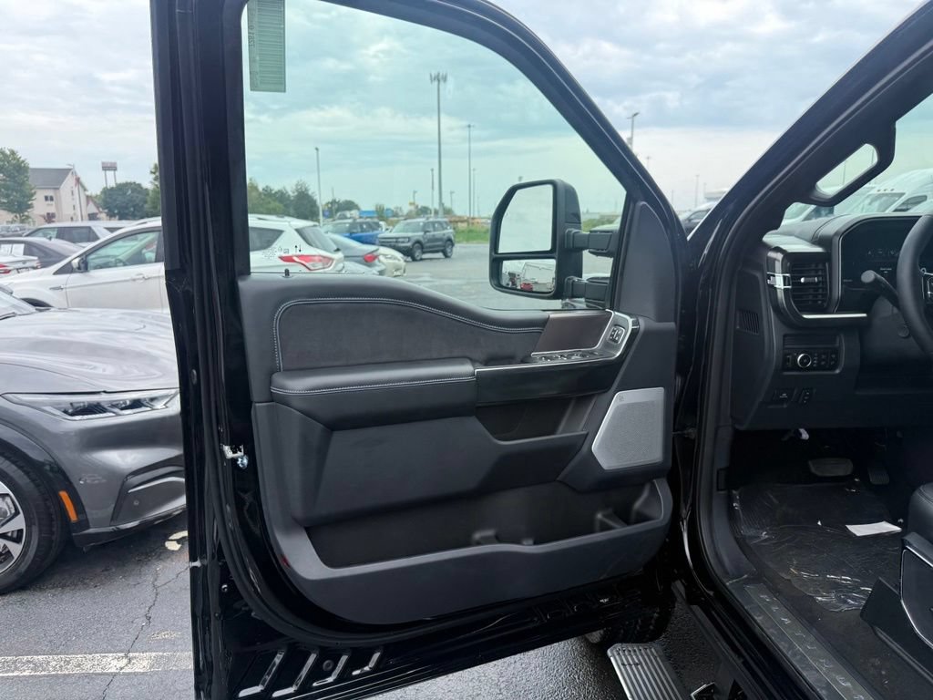 New 2026 Ford F350 Platinum AWD/4WD image 16