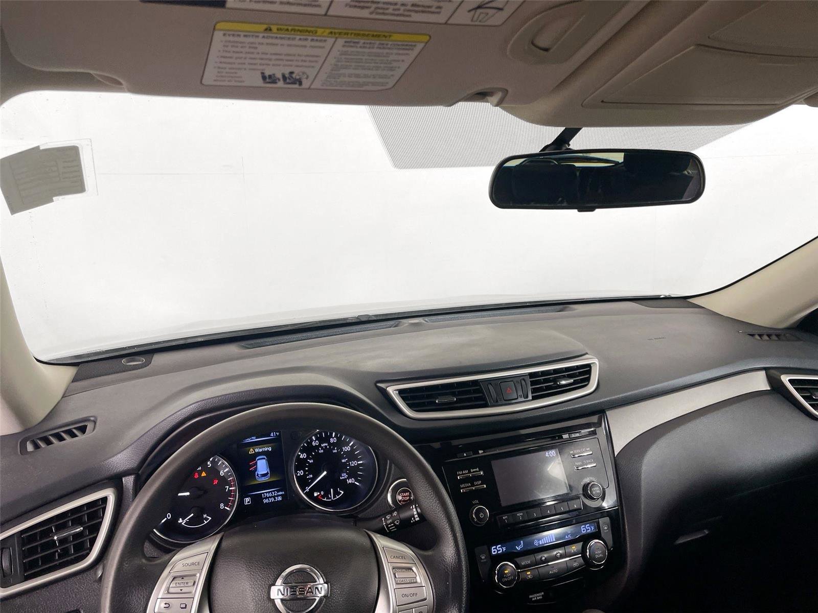 Used 2014 Nissan Rogue SV FWD image 29