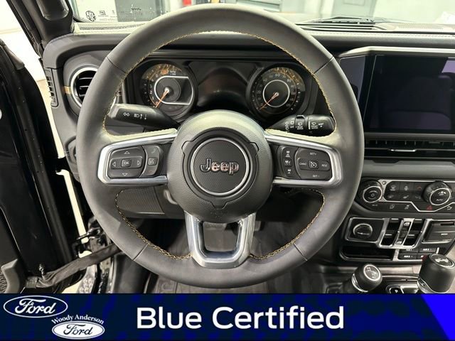 Used 2024 Jeep Wrangler Sahara w/ Technology Group image 10