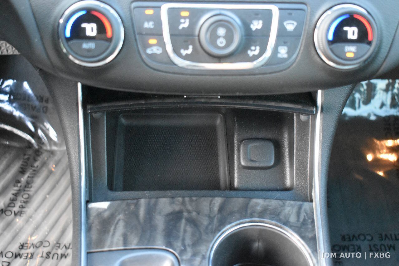 Used 2014 Chevrolet Impala LT w/ Convenience Package FWD image 27