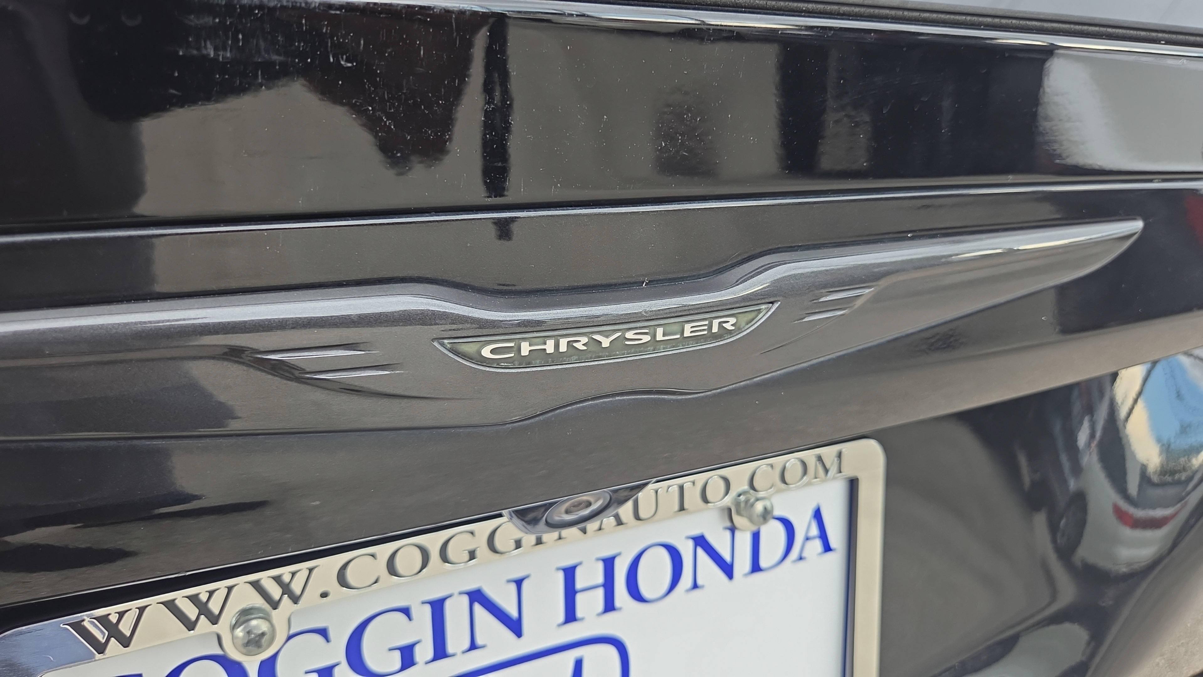 Used 2019 Chrysler Pacifica Touring-L Plus w/ S Appearance Package FWD image 38