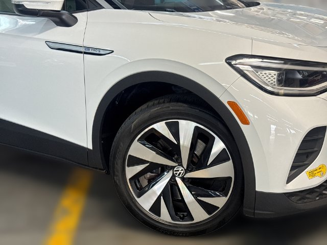 Certified 2022 Volkswagen ID.4 Pro S w/ Gradient Package AWD/4WD image 20