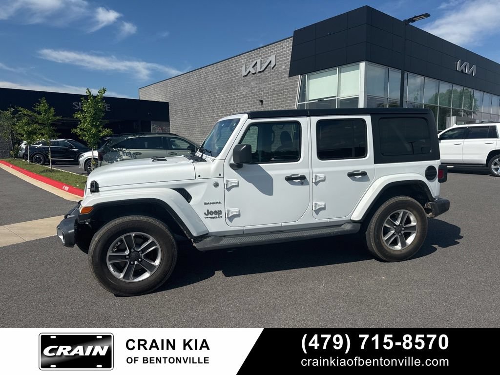 Used 2018 Jeep Wrangler Unlimited Sahara AWD/4WD image 9