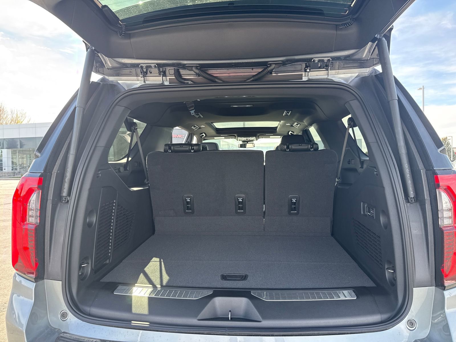 New 2026 GMC Yukon XL Denali w/ Sun & Power Step Package image 19