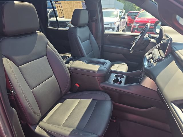 Used 2022 Chevrolet Tahoe LT w/ Luxury Package AWD/4WD image 11
