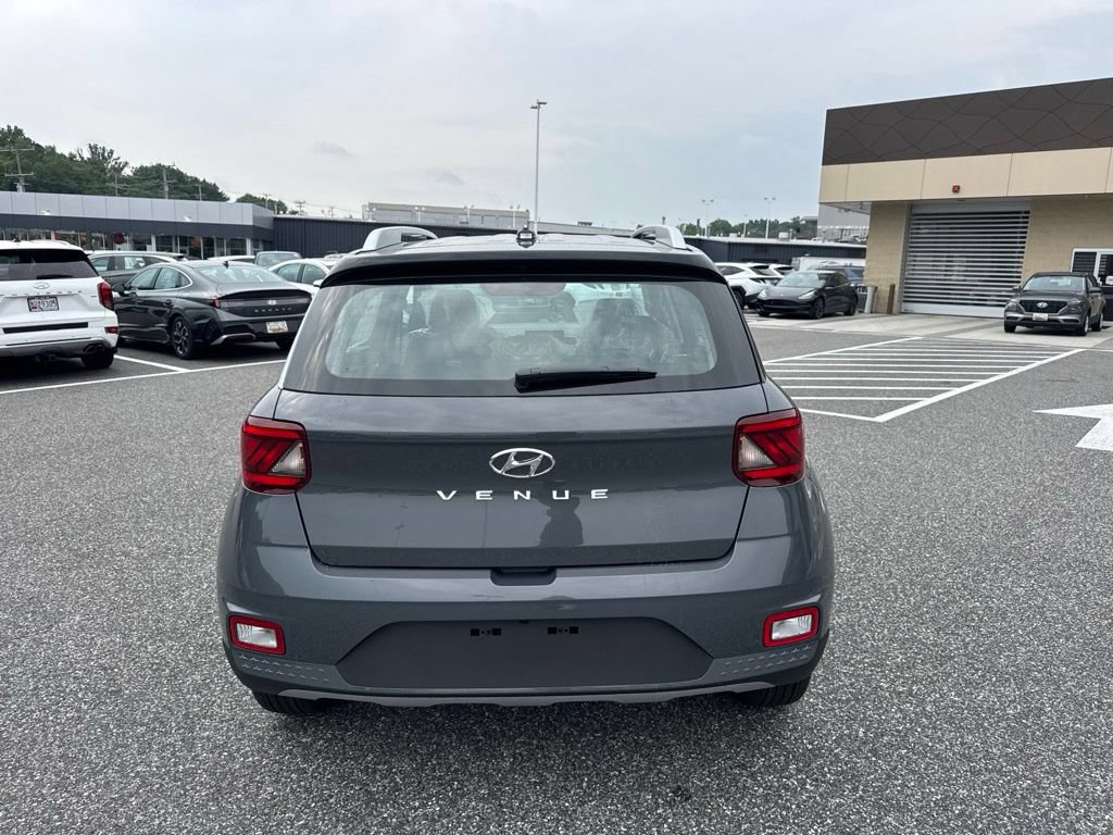 New 2026 Hyundai Venue SEL FWD image 6