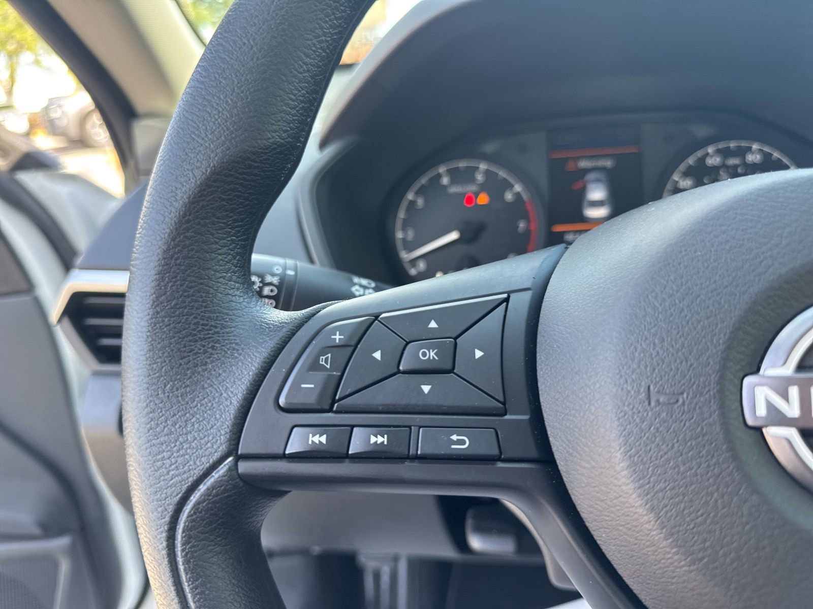 Certified 2025 Nissan Altima 2.5 S image 13