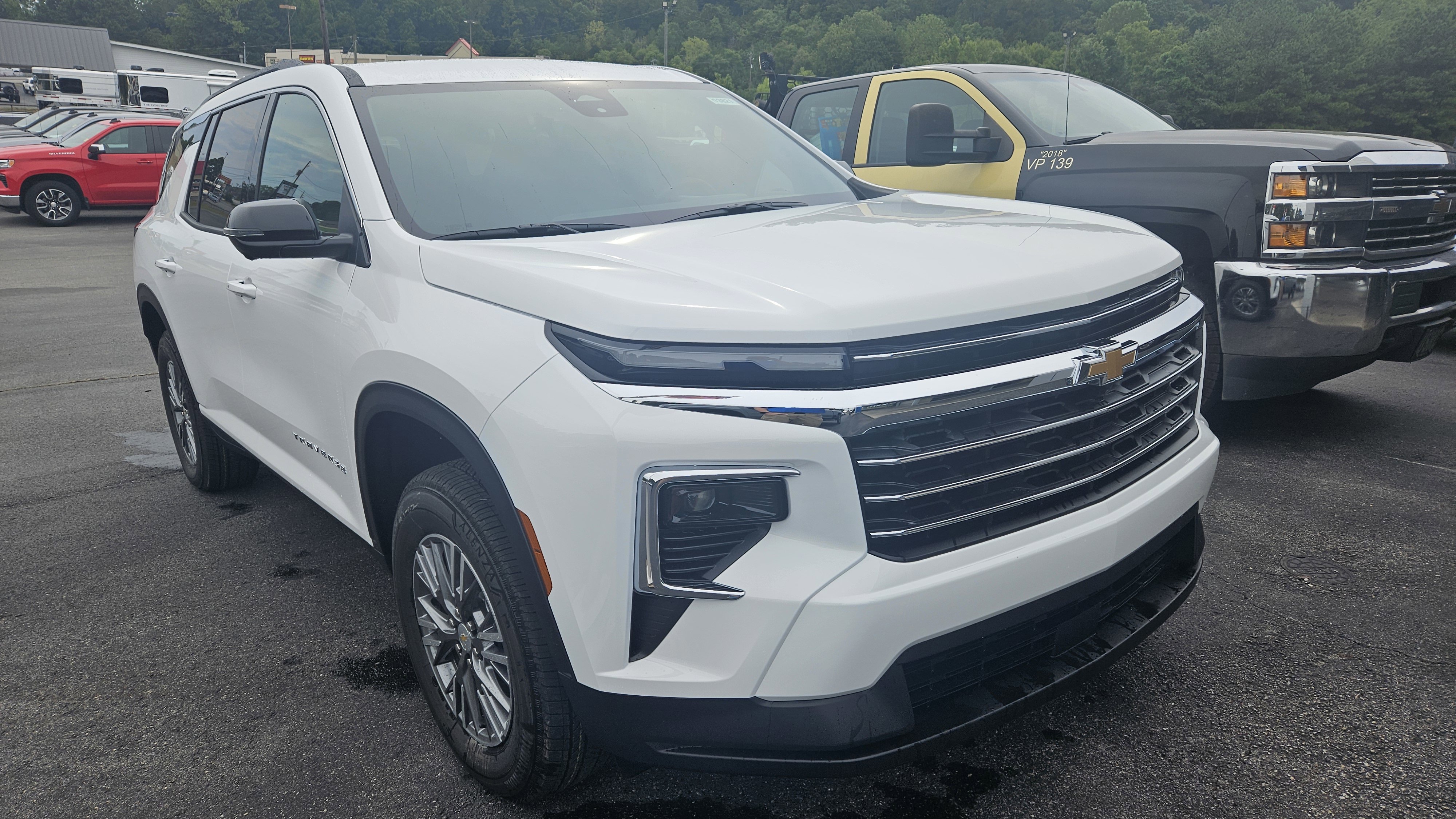 New 2026 Chevrolet Traverse LT w/ Driver Confidence Package image 4