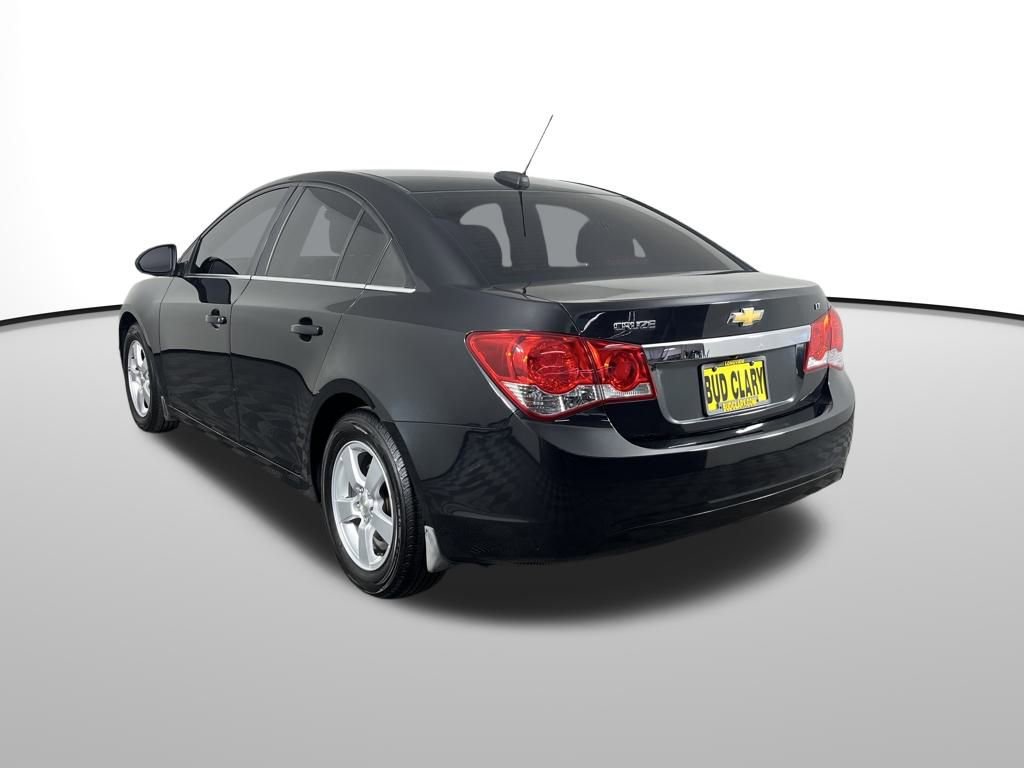 Used 2015 Chevrolet Cruze LT w/ Technology Package image 14