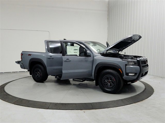 New 2026 Nissan Frontier PRO-4X w/ Pro-4x Convenience Package image 9