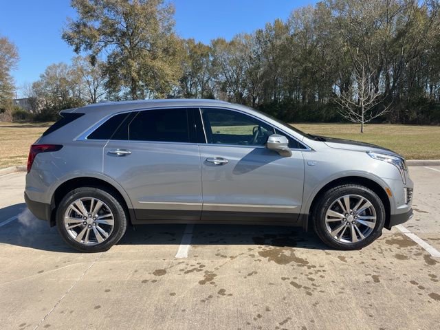 New 2026 Cadillac XT5 Premium Luxury w/ LPO, Floor Liner Package image 9