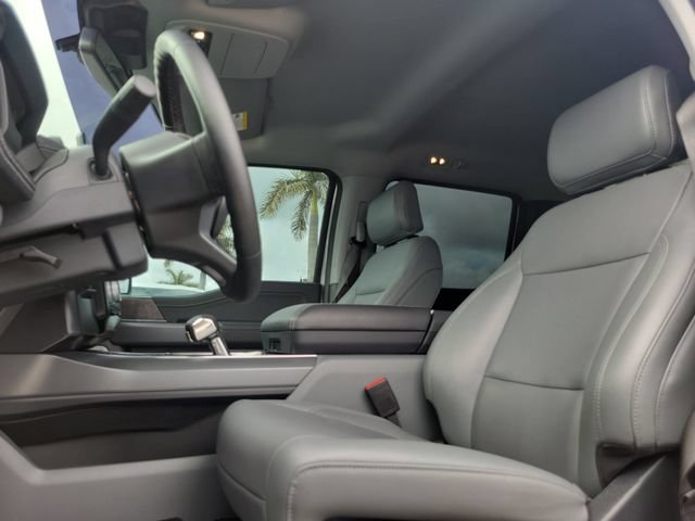 Used 2025 Ford F150 Lightning Flash AWD/4WD image 19