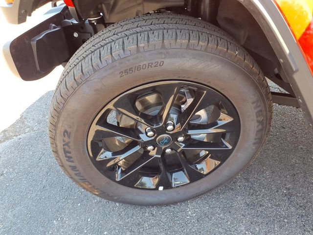 Used 2025 Jeep Wrangler Sahara 4xe image 20