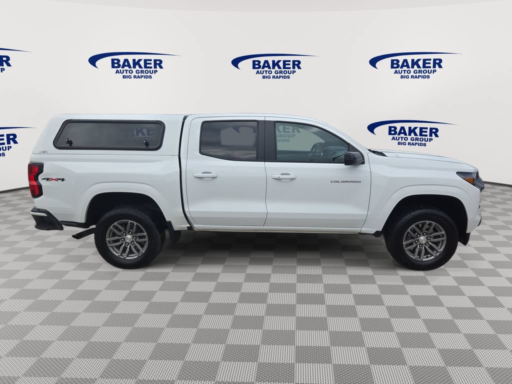 Used 2023 Chevrolet Colorado LT w/ LT Convenience Package AWD/4WD image 2