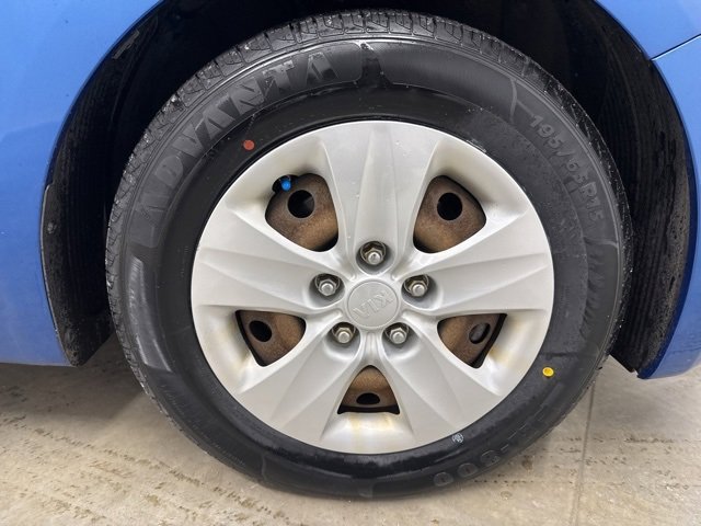 Used 2014 Kia Forte LX image 12