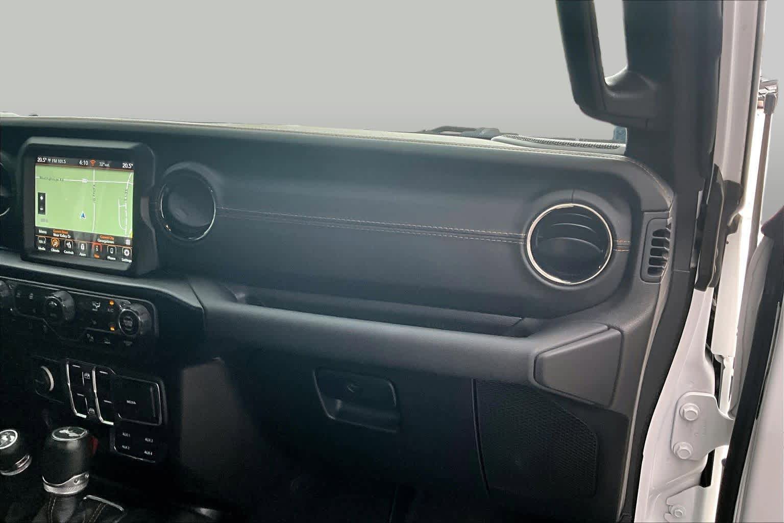 Used 2021 Jeep Wrangler Unlimited Sahara AWD/4WD image 18