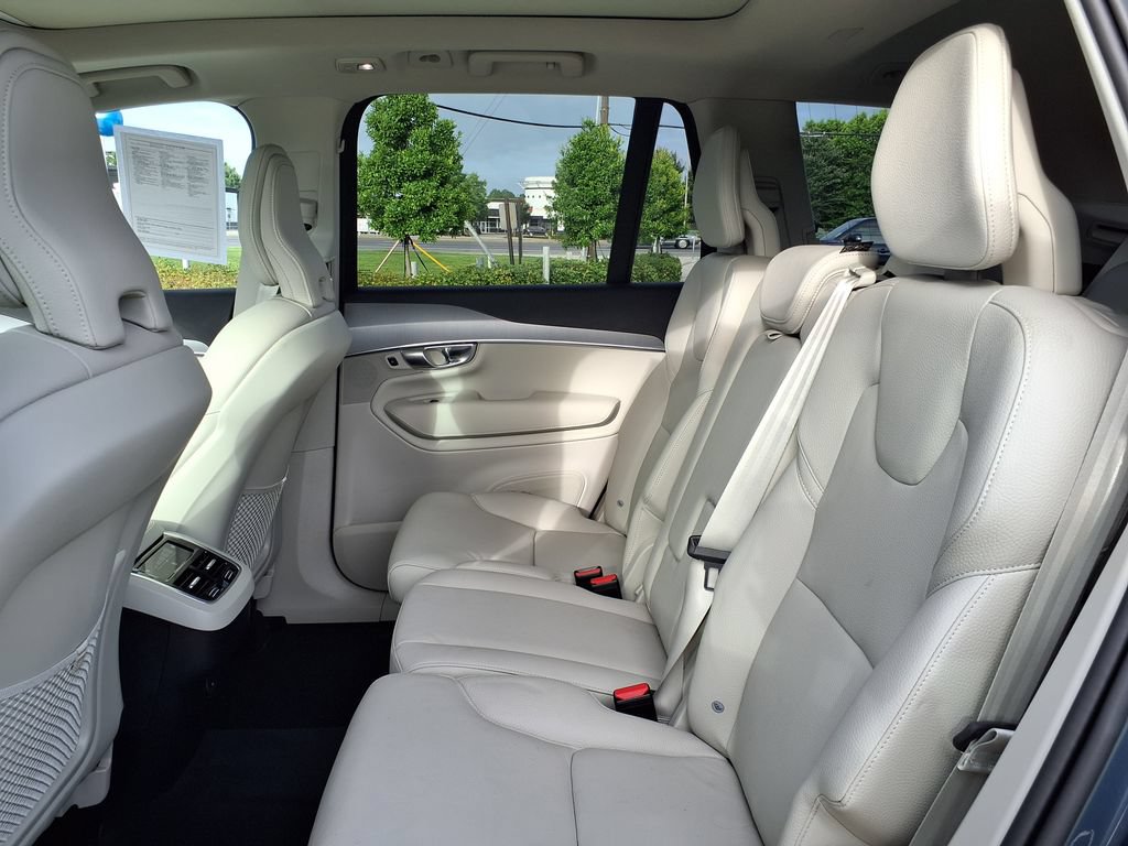 Certified 2024 Volvo XC90 B5 Core w/ Protection Package Premier AWD/4WD image 18
