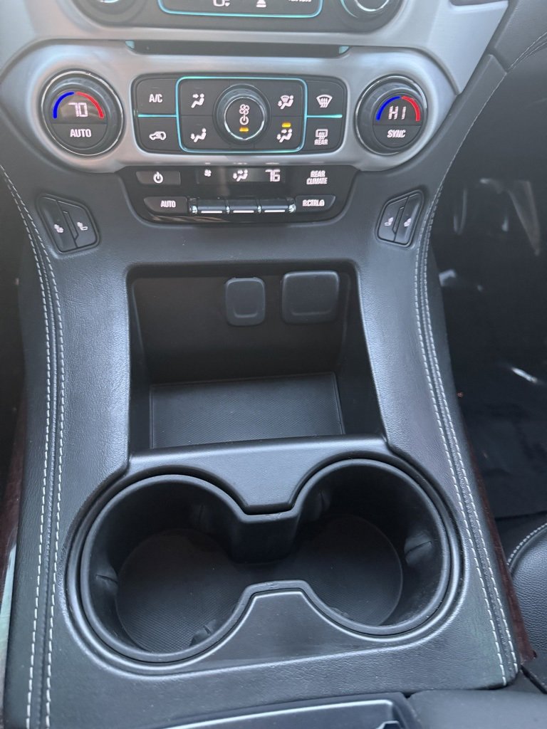 Used 2019 GMC Yukon SLT w/ HD Trailering Package image 16