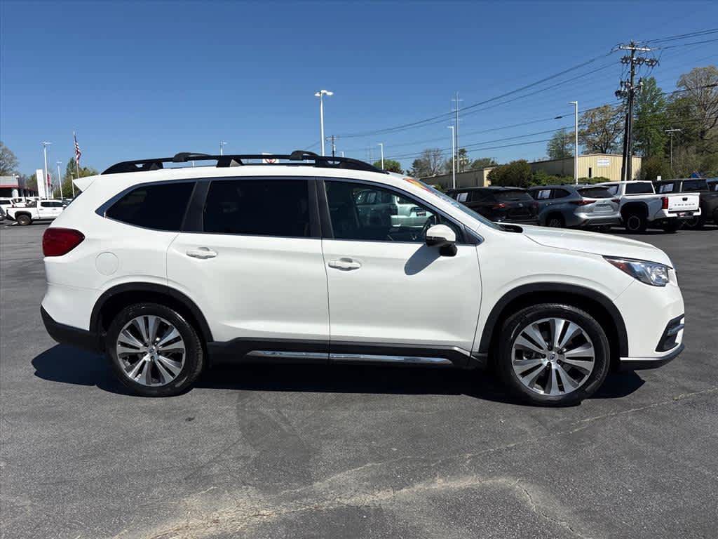 Used 2022 Subaru Ascent Limited w/ Technology Package AWD/4WD image 2