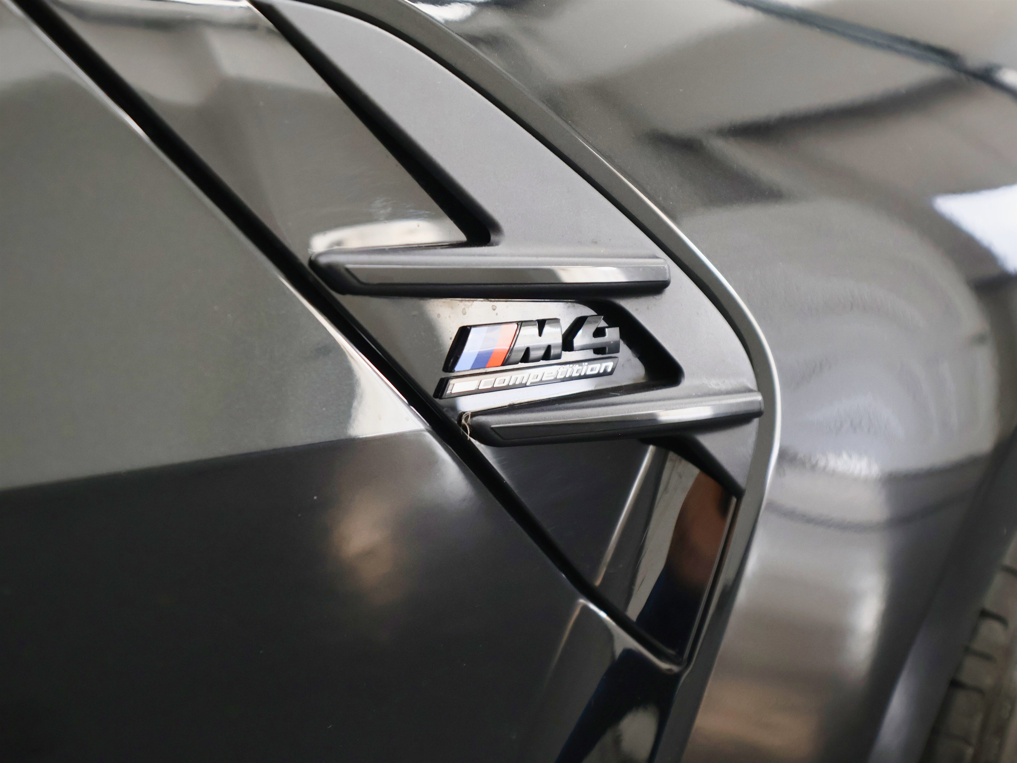 Used 2022 BMW M4 xDrive Competition image 13