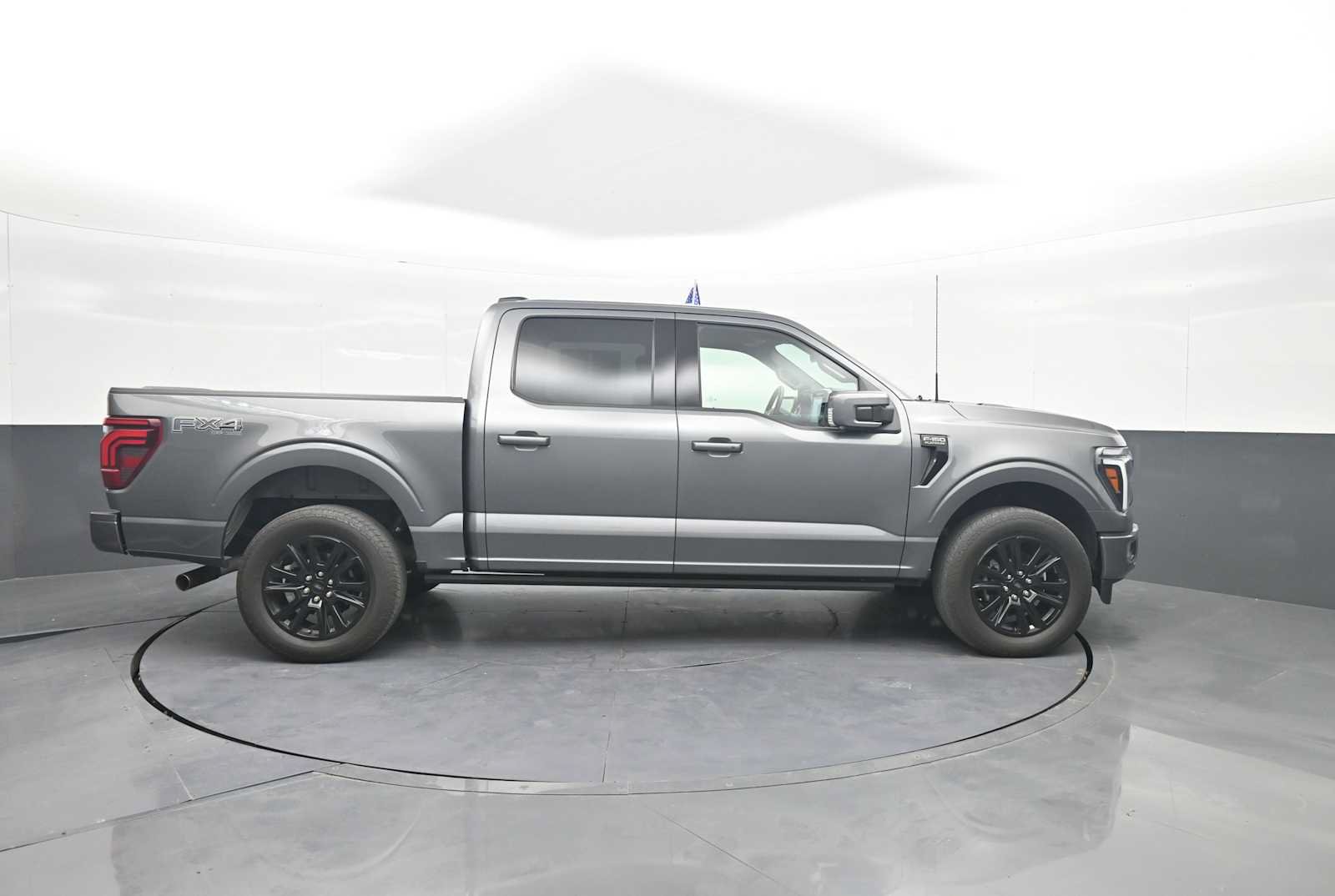 Used 2025 Ford F150 Platinum w/ Equipment Group 702A High AWD/4WD image 9