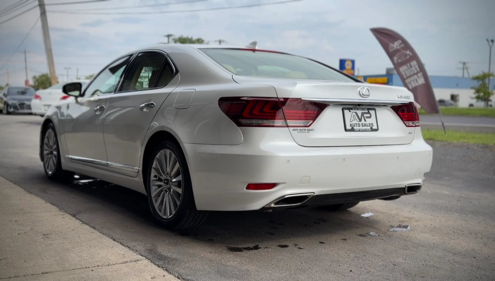 Used 2017 Lexus LS 460 AWD w/ Comfort Package image 5