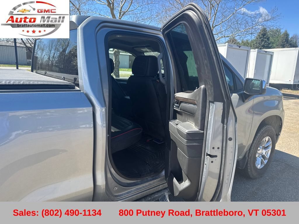 Certified 2023 Chevrolet Silverado 1500 LT w/ Z71 Off-Road Package AWD/4WD image 17