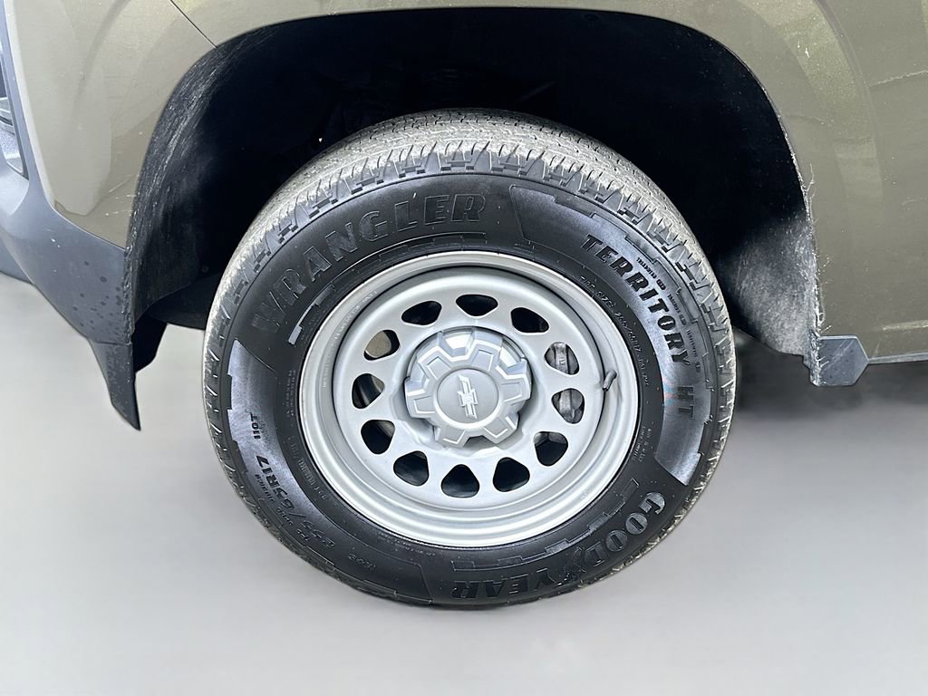 Used 2023 Chevrolet Colorado W/T image 8