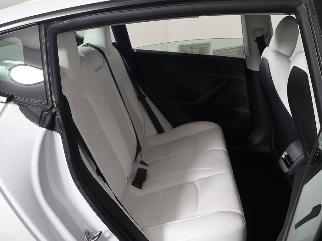 Used 2023 Tesla Model 3 Performance image 33