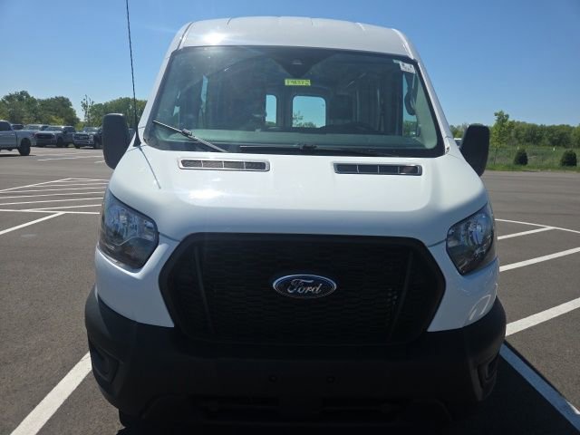 Used 2022 Ford Transit 250 Medium Roof RWD image 3