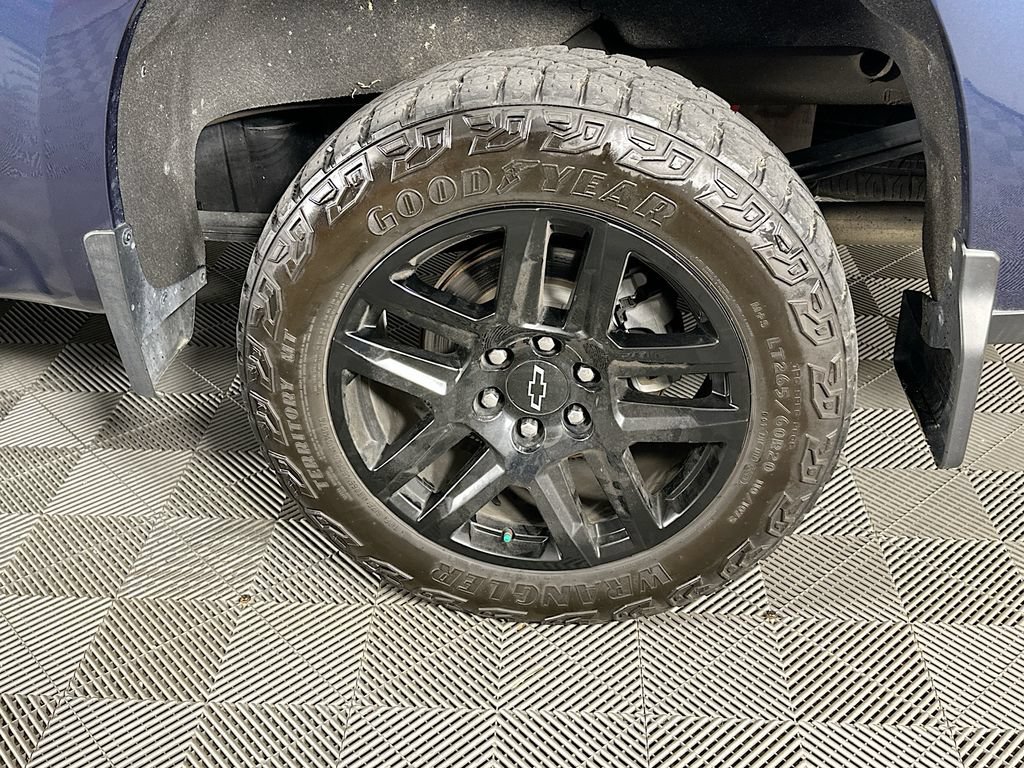 Used 2022 Chevrolet Silverado 1500 LT Trail Boss w/ Bed Protection Package AWD/4WD image 38