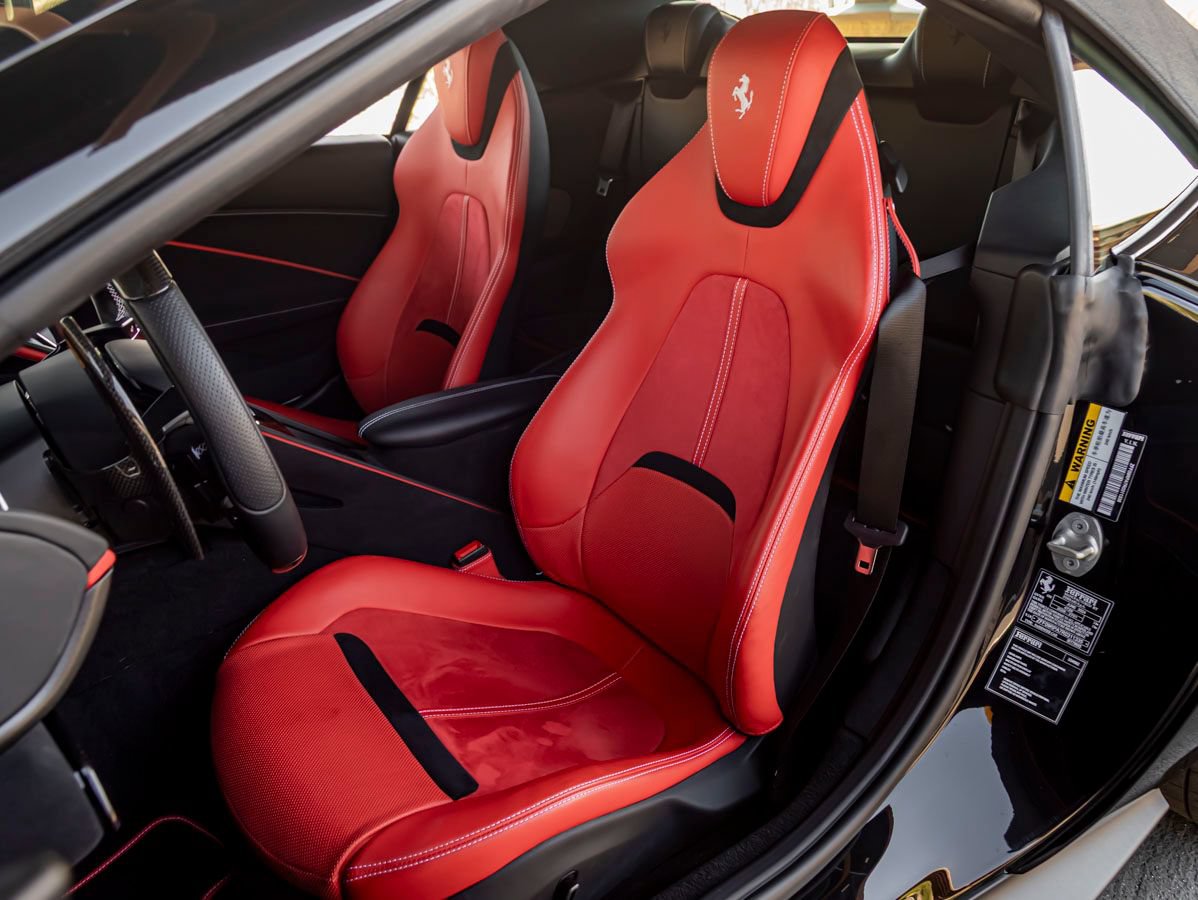 Used 2024 Ferrari Roma Spider RWD image 16