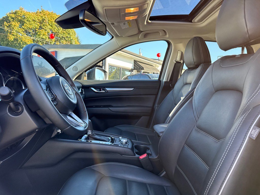 Used 2025 MAZDA CX-5 AWD 2.5 S w/ Preferred Package image 18